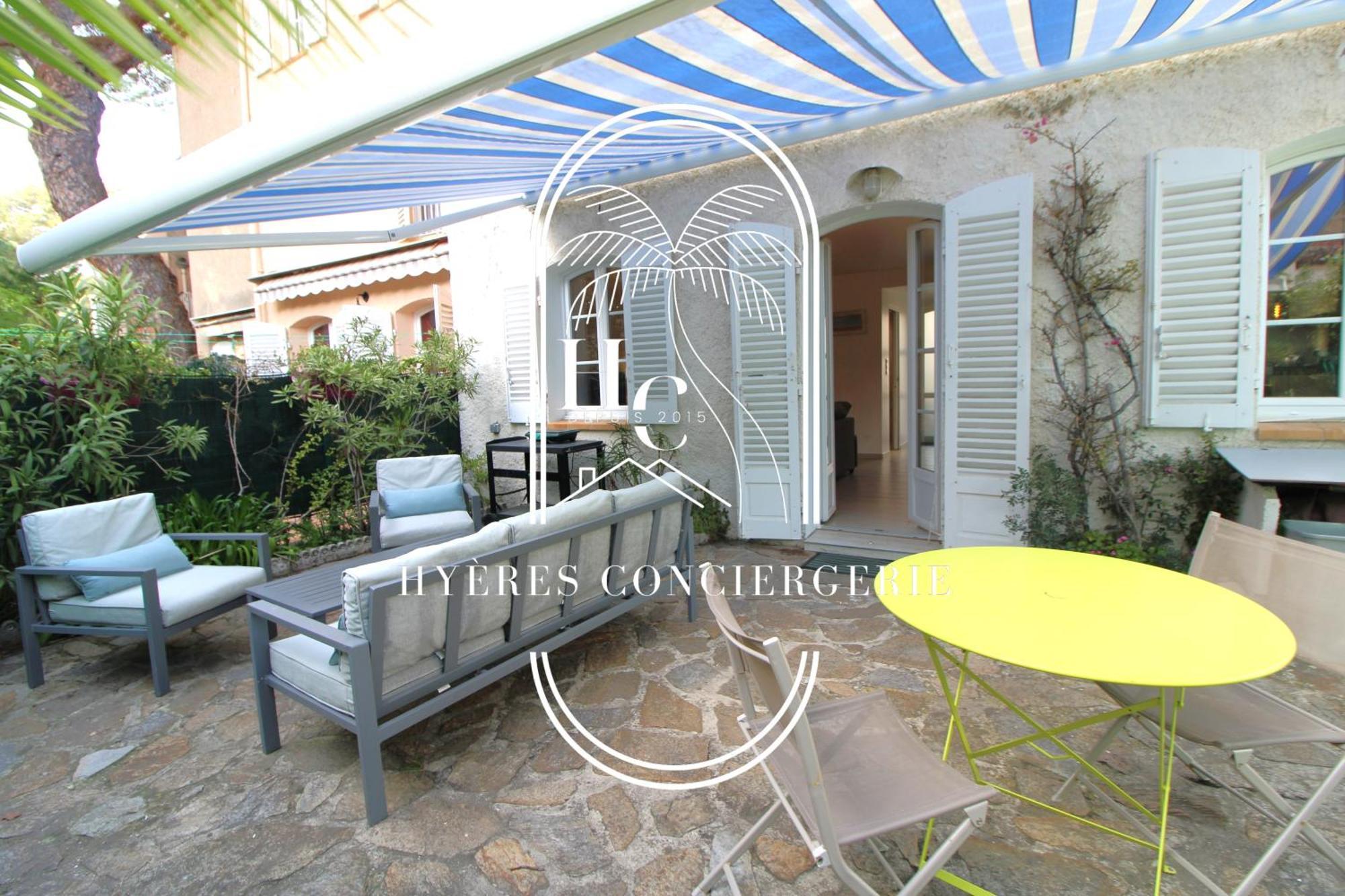 Duplex Au Coeur Du Port D'Hyeres- Plages Parking By Hc Kültér fotó